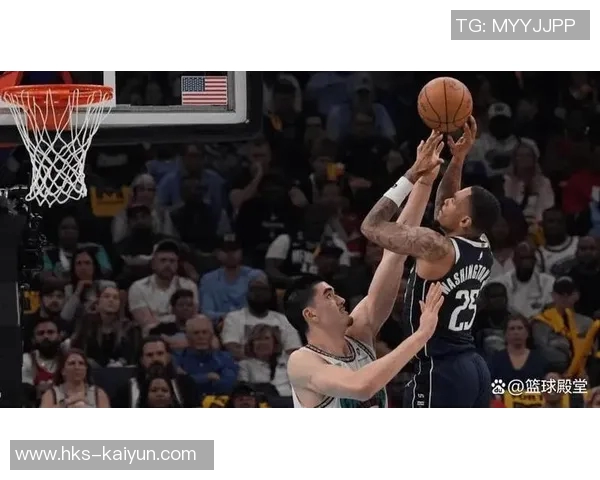 克莱：灰熊之前玩过脏的22年季后赛他们把我队友胳膊肘弄骨折了