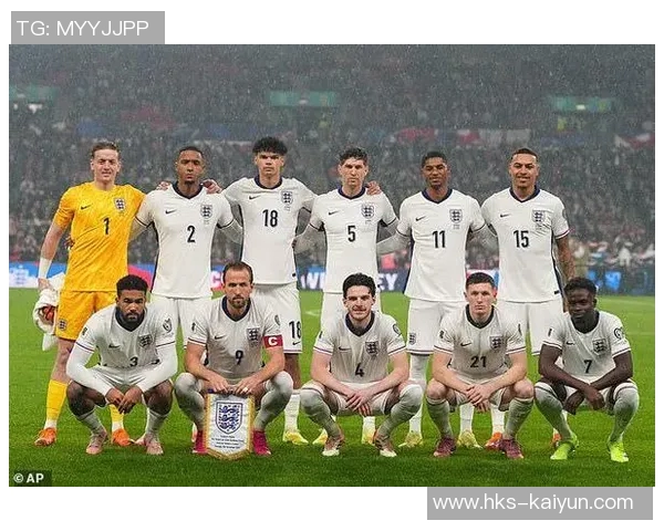 英格兰足球新战衣曝光，凯恩、贝林领衔亮相，世界杯席位更稳了！